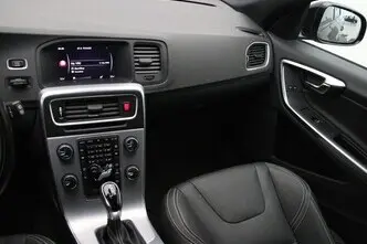 Volvo V60, 2.0, 88 kW, diisel, automaat, esivedu