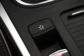 Renault Megane, 1.3, 103 kW, бензин, механическая, передний привод