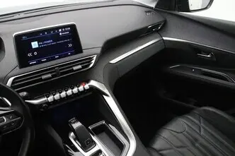 Peugeot 5008, 1.5, 96 kW, diisel, automaat, esivedu