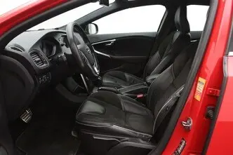 Volvo V40, 2.0, 110 kW, diesel, automatic, front-wheel drive