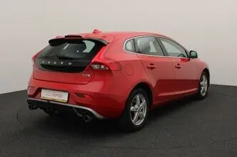 Volvo V40, 2.0, 110 kW, diesel, automatic, front-wheel drive