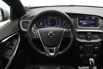 Volvo V40, 2.0, 110 kW, diesel, automatic, front-wheel drive