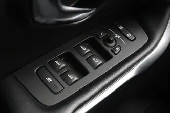 Volvo V40, 2.0, 110 kW, diesel, automatic, front-wheel drive