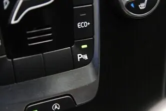 Volvo V40, 2.0, 110 kW, diesel, automatic, front-wheel drive
