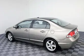 Honda Civic, 1.8, 140 kW, petrol, automatic, front-wheel drive
