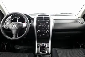 Suzuki Grand Vitara, 2.0, 140 kW, petrol, manual, four-wheel drive