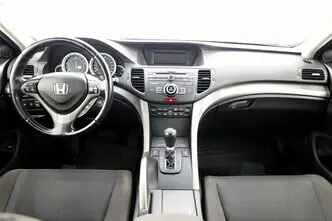 Honda Accord, 2.0, 115 kW, petrol, automatic, front-wheel drive