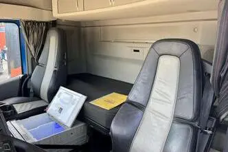 Volvo FH 540 8x4, 405 kW, дизель, автомат