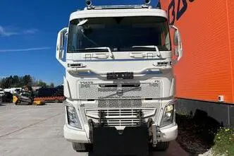Volvo FH 540 8x4, 405 kW, дизель, автомат