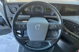 Volvo FH 540 8x4, 405 kW, дизель, автомат