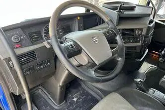 Volvo FH 540 6x4, 405 kW, дизель, автомат