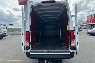 Iveco Daily, 3.0, 129 kW, diisel, manuaal, tagavedu