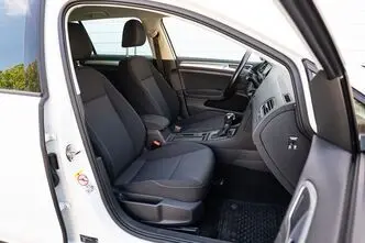Volkswagen Golf, 1.5, 96 kW, bensiin, automaat