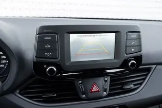Hyundai i30, 1.4, 103 kW, бензин, автомат, передний привод