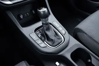 Hyundai i30, 1.4, 103 kW, бензин, автомат, передний привод