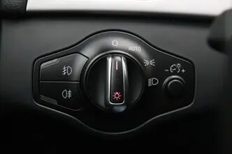 Audi A4, 1.8, 125 kW, bensiin, manuaal, esivedu