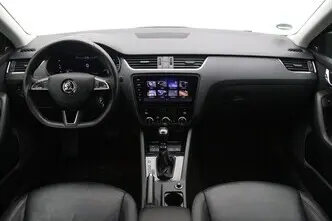 Škoda Octavia, 1.6, 85 kW, diesel, automatic, front-wheel drive