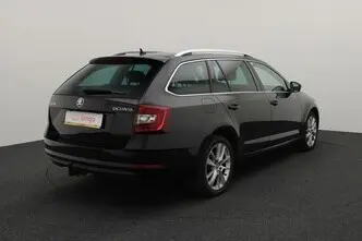 Škoda Octavia, 1.6, 85 kW, diesel, automatic, front-wheel drive
