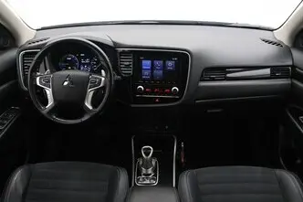 Mitsubishi Outlander, 2.4, 99 kW, plug-in hybrid, automatic, four-wheel drive