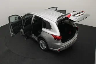Mitsubishi Outlander, 2.4, 99 kW, plug-in hybrid, automatic, four-wheel drive