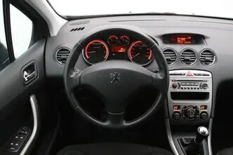 Peugeot 308, 1.6, 88 kW, petrol, manual, front-wheel drive