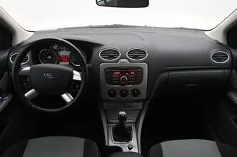 Ford Focus, 1.6, 74 kW, petrol, manual, front-wheel drive