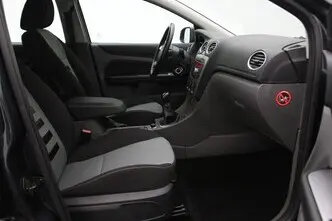 Ford Focus, 1.6, 74 kW, petrol, manual, front-wheel drive