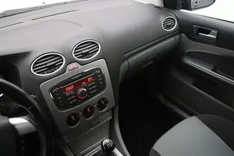 Ford Focus, 1.6, 74 kW, petrol, manual, front-wheel drive