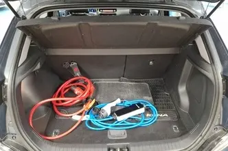 Hyundai Kona, дизель, автомат, передний привод