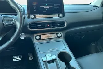 Hyundai Kona, diesel, automatic, front-wheel drive