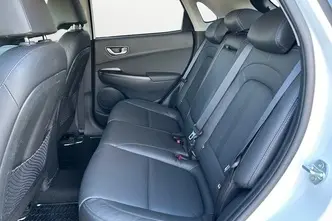 Hyundai Kona, diesel, automatic, front-wheel drive