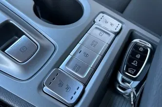 Hyundai Kona, diesel, automatic, front-wheel drive