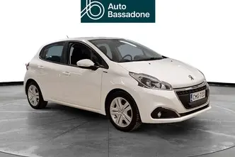 Peugeot 208, 1.2, 61 kW, бензин, механическая, передний привод