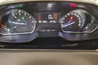 Peugeot 208, 1.2, 61 kW, бензин, механическая, передний привод