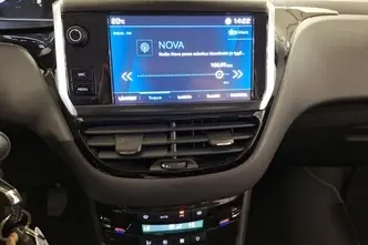 Peugeot 208, 1.2, 61 kW, бензин, механическая, передний привод