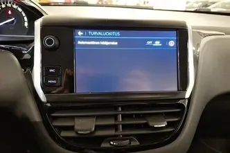 Peugeot 208, 1.2, 61 kW, бензин, механическая, передний привод
