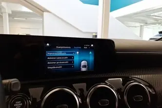 Mercedes-Benz A, 1.3, 100 kW, bensiin, automaat, esivedu