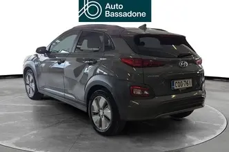 Hyundai Kona, diesel, automatic, front-wheel drive
