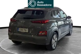 Hyundai Kona, diesel, automatic, front-wheel drive