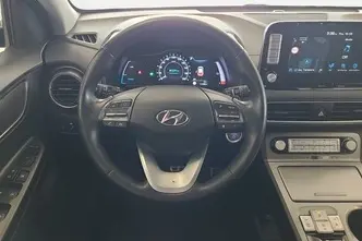Hyundai Kona, diesel, automatic, front-wheel drive