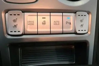 Hyundai Kona, diesel, automatic, front-wheel drive