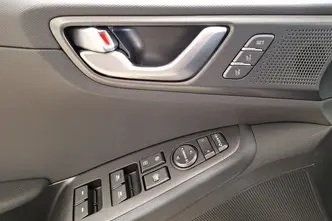 Hyundai IONIQ, 1.6, 77 kW, подключаемый гибрид, автомат, передний привод