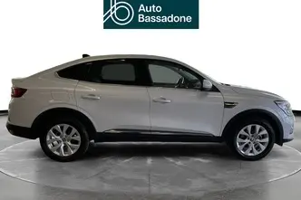 Renault Arkana, 1.6, 105 kW, hübriid, automaat, esivedu