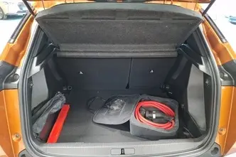 Peugeot e-2008, дизель, автомат, передний привод