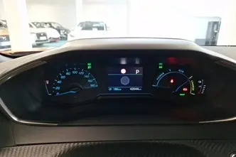 Peugeot e-2008, дизель, автомат, передний привод