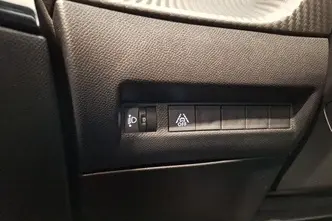 Peugeot e-2008, 100 kW, дизель, автомат, передний привод