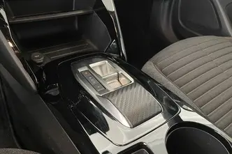 Peugeot e-2008, дизель, автомат, передний привод