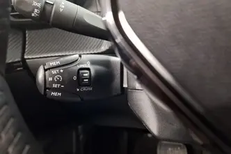 Peugeot e-2008, дизель, автомат, передний привод