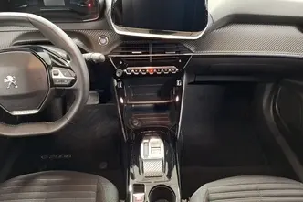 Peugeot e-2008, дизель, автомат, передний привод