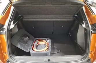 Peugeot e-2008, дизель, автомат, передний привод